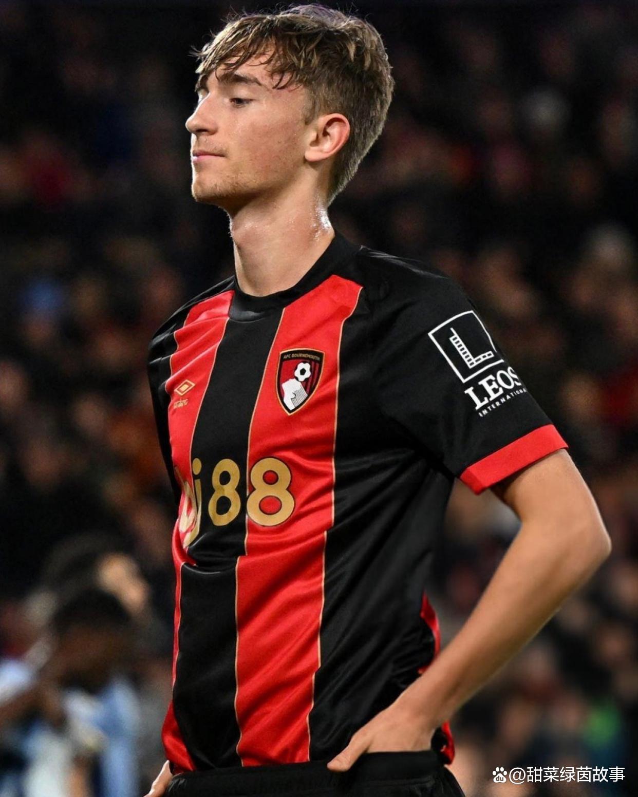 开云体育官方网址-英超倒计时，皇家马德里集结日官宣签约，细节引发关注，质疑声仍在，阵容厚度经受考验的简单介绍