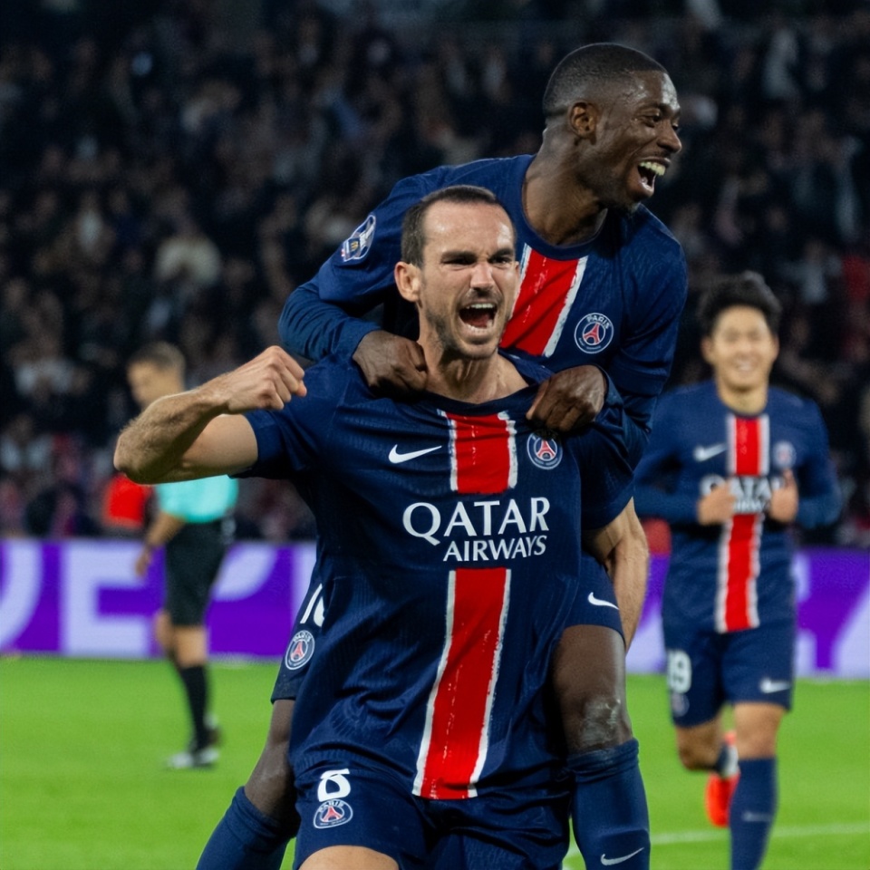 关于今晨法国杯传出新动向；阿斯顿维拉主帅复盘；管理层表态：底气十足；资深球员宣示担当的信息